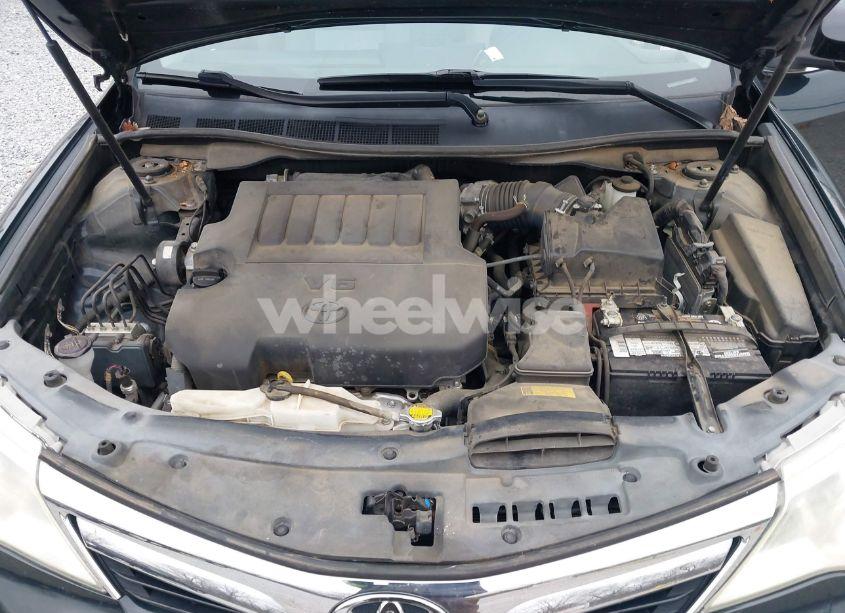 Photo 10 of 2014 Toyota Camry XLE V6 (VIN 4T1BK1FK7EU548333)