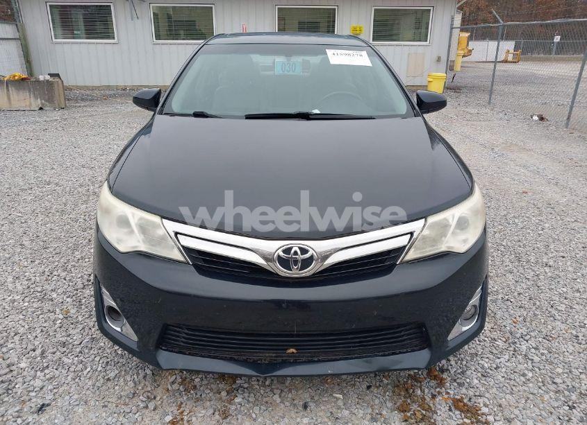 Photo 12 of 2014 Toyota Camry XLE V6 (VIN 4T1BK1FK7EU548333)