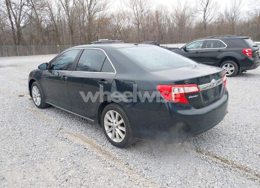 Photo 3 of 2014 Toyota Camry XLE V6 (VIN 4T1BK1FK7EU548333)