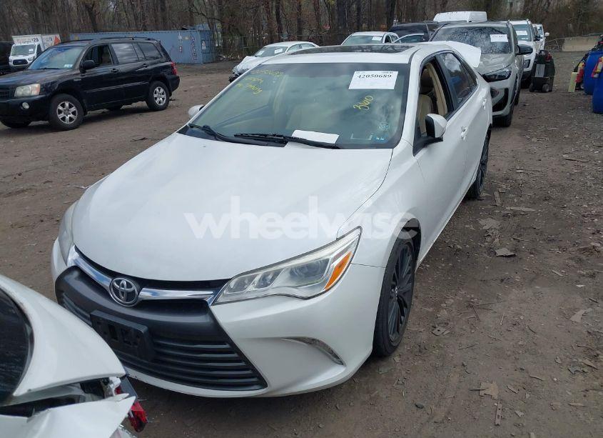Photo 12 of 2016 Toyota Camry XLE V6 (VIN 4T1BK1FK7GU574854)
