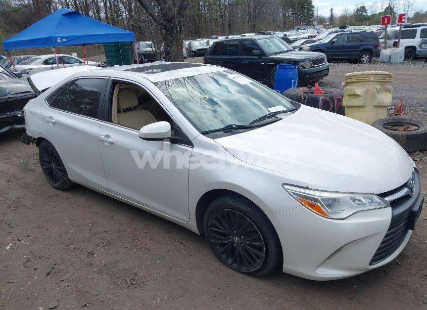 Photo 13 of 2016 Toyota Camry XLE V6 (VIN 4T1BK1FK7GU574854)