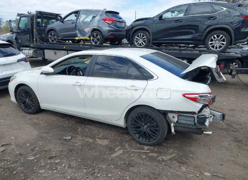 Photo 14 of 2016 Toyota Camry XLE V6 (VIN 4T1BK1FK7GU574854)