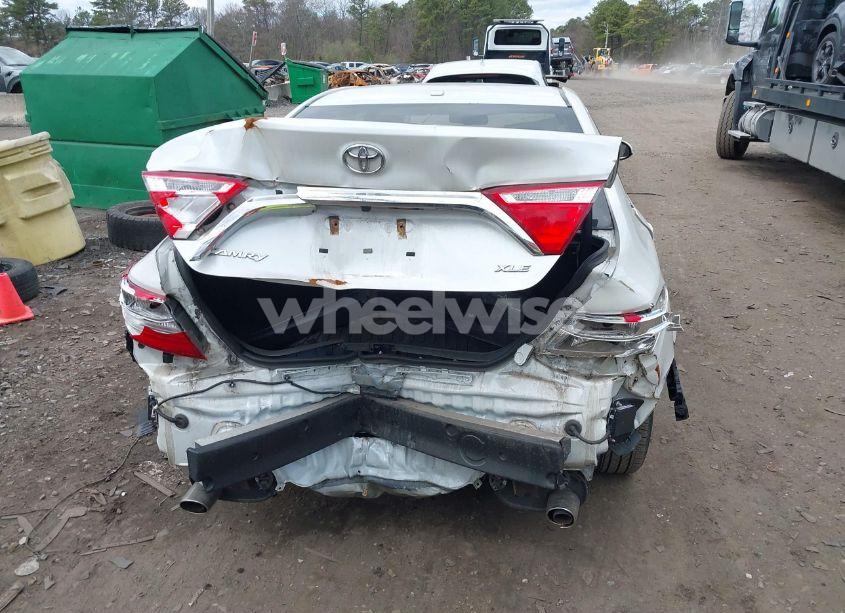 Photo 16 of 2016 Toyota Camry XLE V6 (VIN 4T1BK1FK7GU574854)