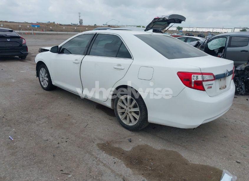 Photo 3 of 2012 Toyota Camry XLE V6 (VIN 4T1BK1FK8CU523132)