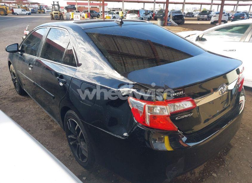 Photo 3 of 2013 Toyota Camry XLE V6 (VIN 4T1BK1FK8DU527697)