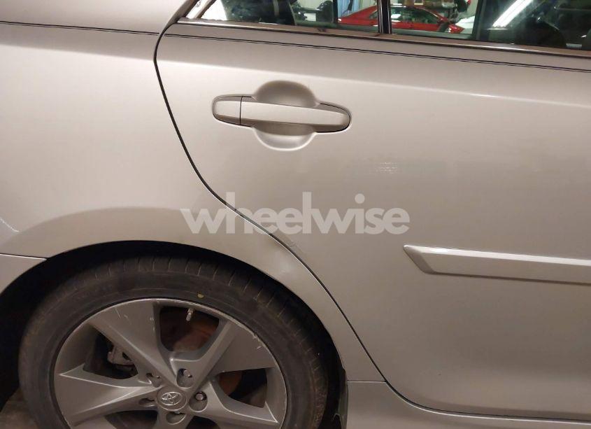 Photo 19 of 2014 Toyota Camry SE (VIN 4T1BK1FK8EU024835)