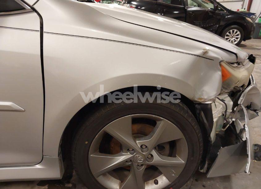 Photo 20 of 2014 Toyota Camry SE (VIN 4T1BK1FK8EU024835)