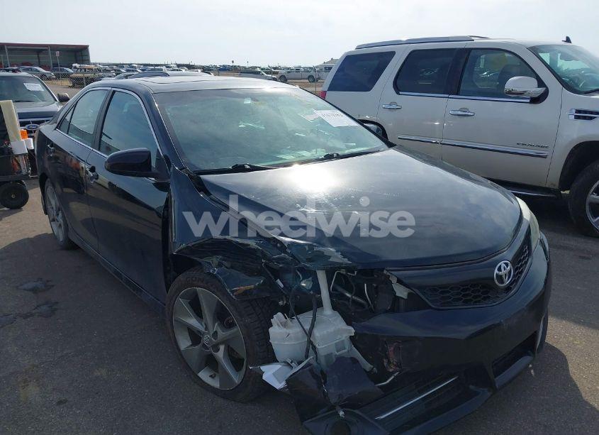 Photo 6 of 2014 Toyota Camry SE V6 (VIN 4T1BK1FK8EU547675)