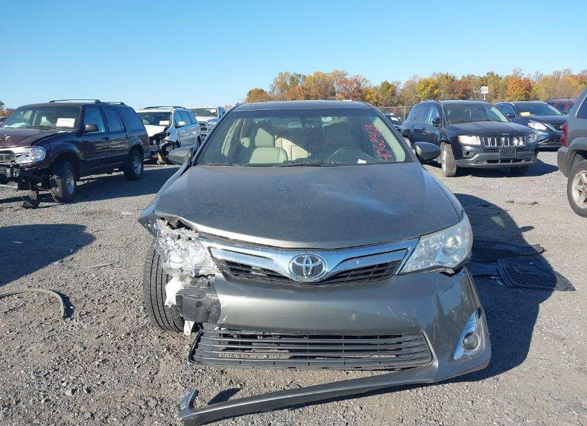 Photo 12 of 2014 Toyota Camry XLE V6 (VIN 4T1BK1FK8EU552648)
