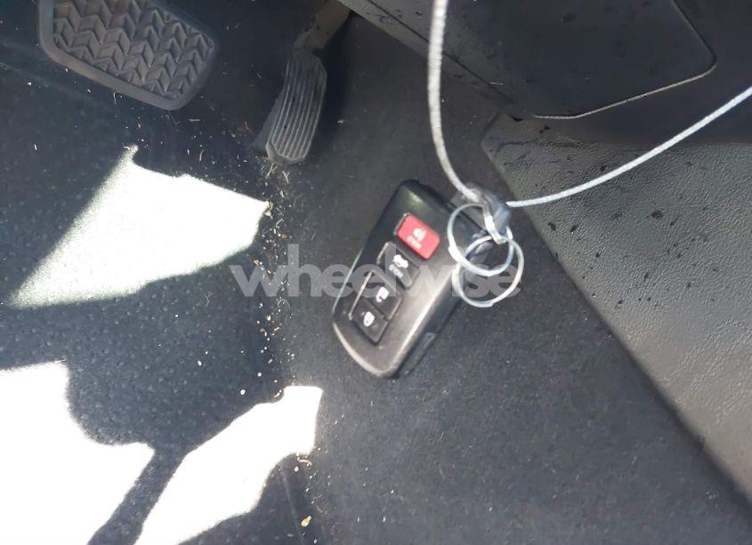 Photo 11 of 2012 Toyota Camry SE V6 (VIN 4T1BK1FK9CU504136)