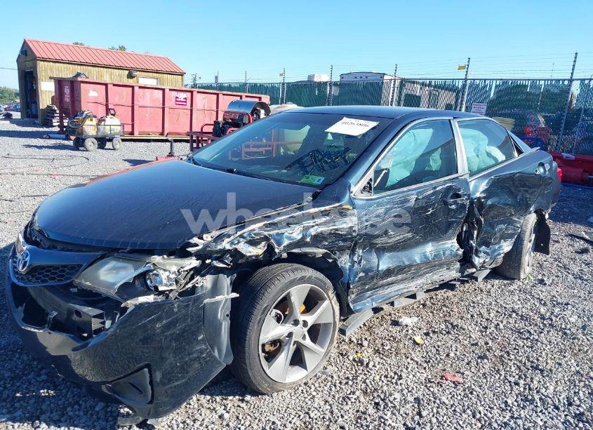 Photo 2 of 2012 Toyota Camry SE V6 (VIN 4T1BK1FK9CU504136)