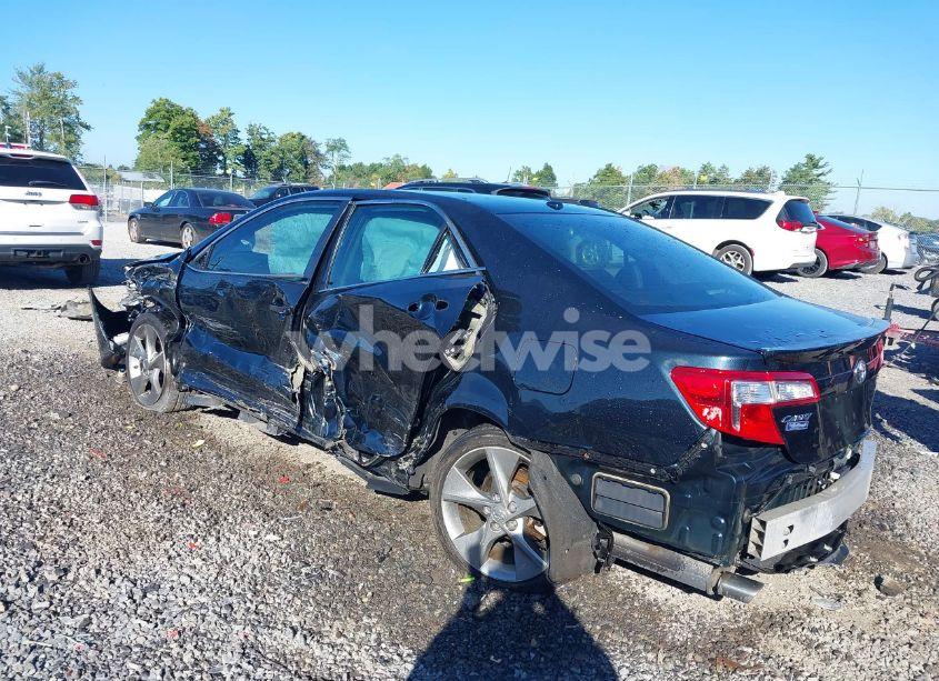 Photo 3 of 2012 Toyota Camry SE V6 (VIN 4T1BK1FK9CU504136)
