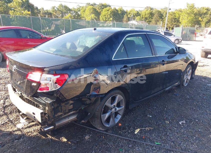 Photo 4 of 2012 Toyota Camry SE V6 (VIN 4T1BK1FK9CU504136)