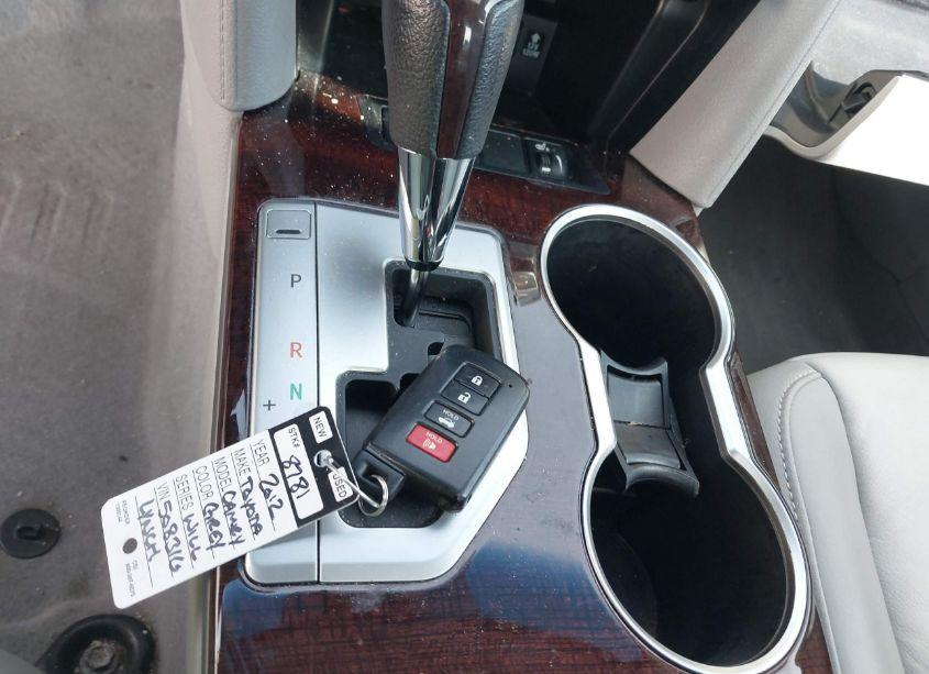 Photo 11 of 2012 Toyota Camry XLE V6 (VIN 4T1BK1FK9CU508316)