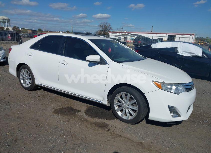 2012 Toyota Camry XLE V6 (VIN 4T1BK1FK9CU523415) main photo