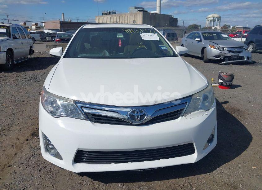 Photo 11 of 2012 Toyota Camry XLE V6 (VIN 4T1BK1FK9CU523415)
