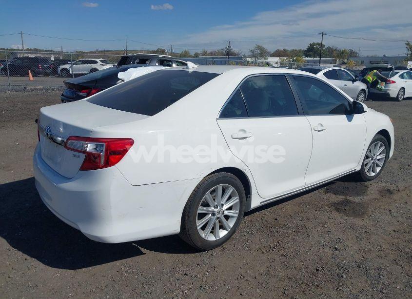 Photo 4 of 2012 Toyota Camry XLE V6 (VIN 4T1BK1FK9CU523415)