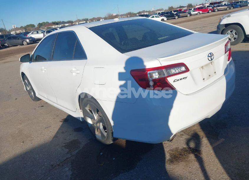 Photo 3 of 2013 Toyota Camry SE V6 (VIN 4T1BK1FK9DU020551)