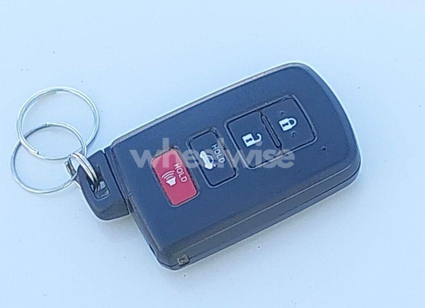 Photo 11 of 2014 Toyota Camry XLE V6 (VIN 4T1BK1FK9EU551380)