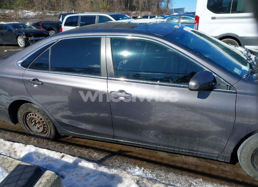 Photo 14 of 2015 Toyota Camry XSE V6 (VIN 4T1BK1FK9FU553910)