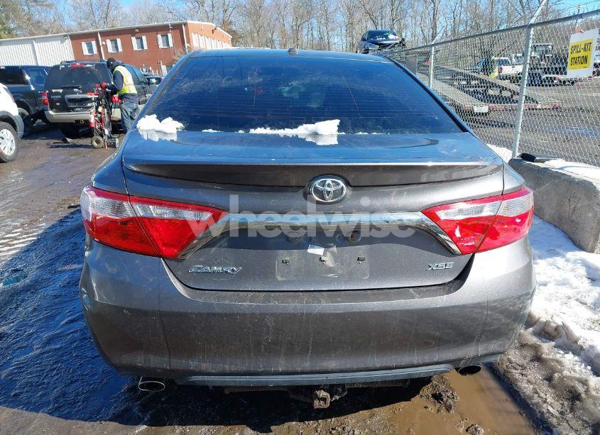 Photo 17 of 2015 Toyota Camry XSE V6 (VIN 4T1BK1FK9FU553910)