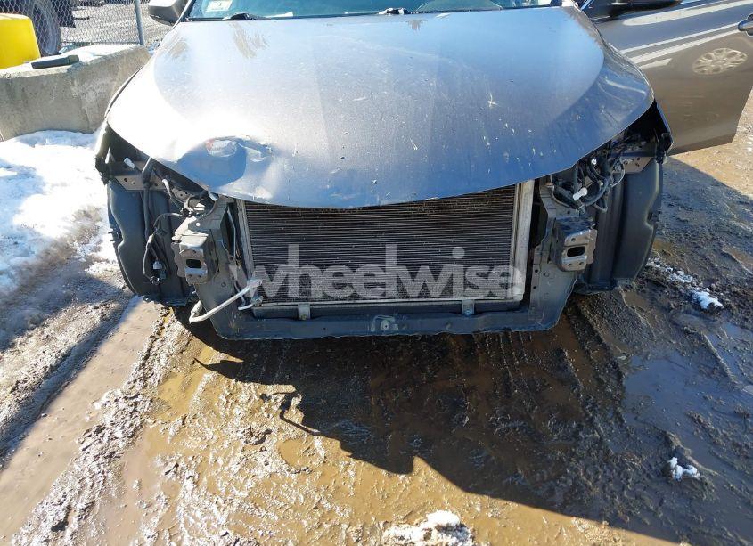 Photo 6 of 2015 Toyota Camry XSE V6 (VIN 4T1BK1FK9FU553910)