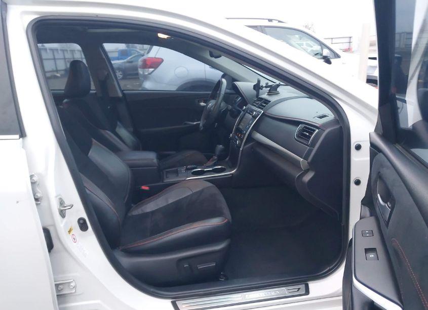 Photo 5 of 2015 Toyota Camry XSE V6 (VIN 4T1BK1FK9FU554040)