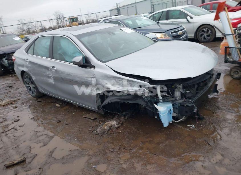 2016 Toyota Camry XSE V6 (VIN 4T1BK1FK9GU569347) main photo