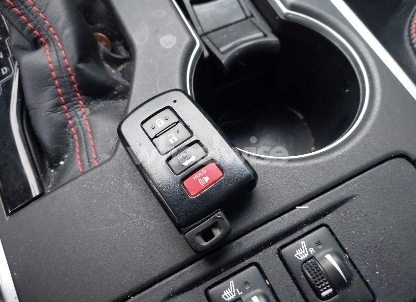 Photo 11 of 2016 Toyota Camry XSE V6 (VIN 4T1BK1FK9GU569347)