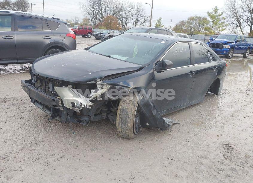 Photo 2 of 2012 Toyota Camry SE V6 (VIN 4T1BK1FKXCU005698)