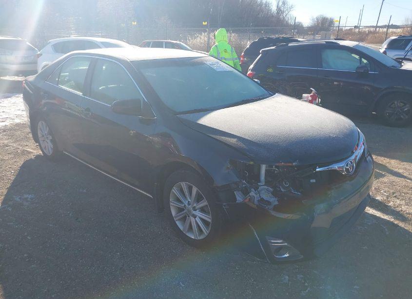 2012 Toyota Camry XLE V6 (VIN 4T1BK1FKXCU016121) main photo