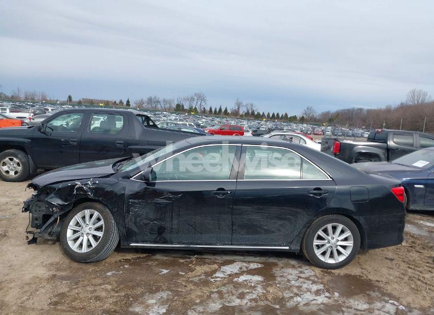 Photo 14 of 2013 Toyota Camry XLE V6 (VIN 4T1BK1FKXDU528642)