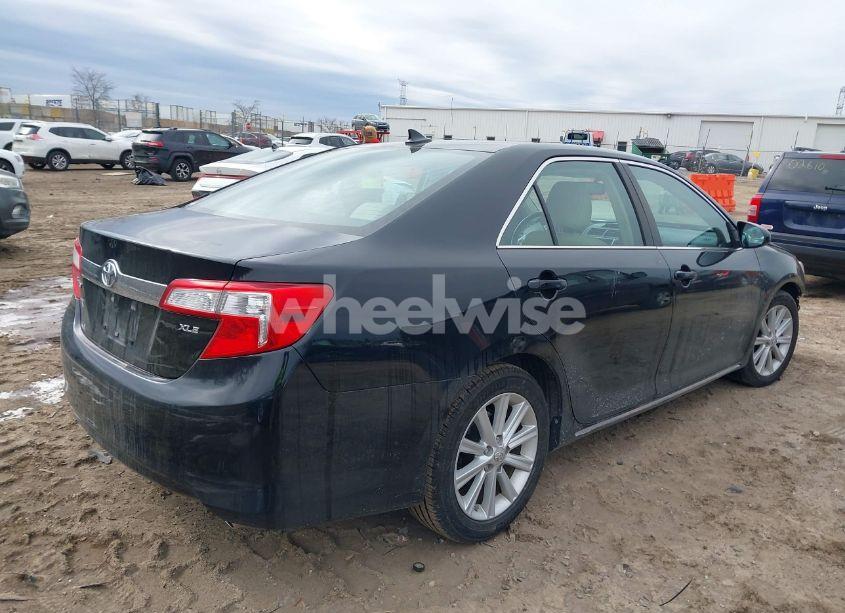 Photo 4 of 2013 Toyota Camry XLE V6 (VIN 4T1BK1FKXDU528642)