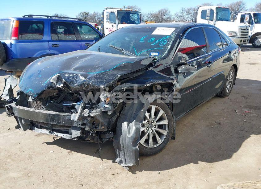 Photo 2 of 2017 Toyota Camry XLE V6 (VIN 4T1BK1FKXHU583629)