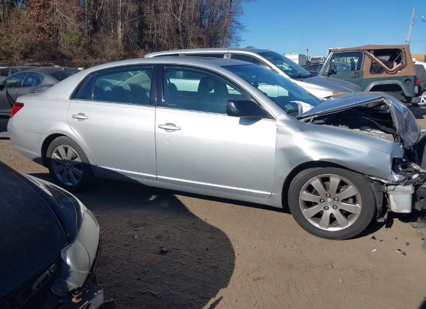 Photo 13 of 2005 Toyota Avalon XLS (VIN 4T1BK36B05U026672)