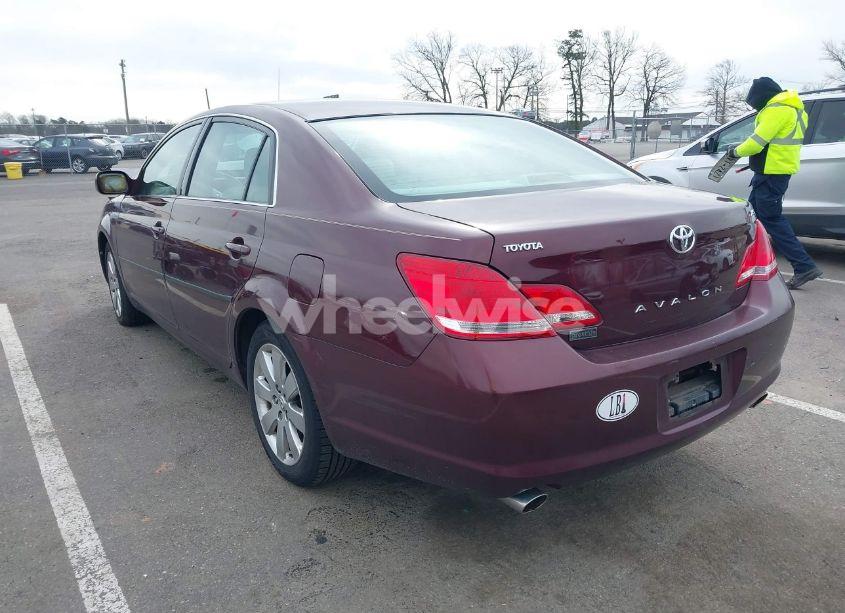 Photo 3 of 2005 Toyota Avalon XLS (VIN 4T1BK36B05U032391)