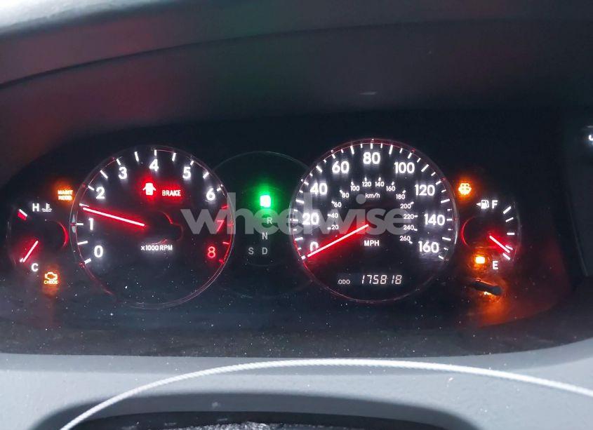 Photo 7 of 2005 Toyota Avalon XL (VIN 4T1BK36B05U037400)