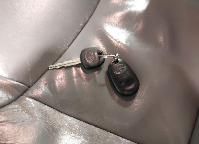 Photo 11 of 2005 Toyota Avalon XLS (VIN 4T1BK36B05U045321)