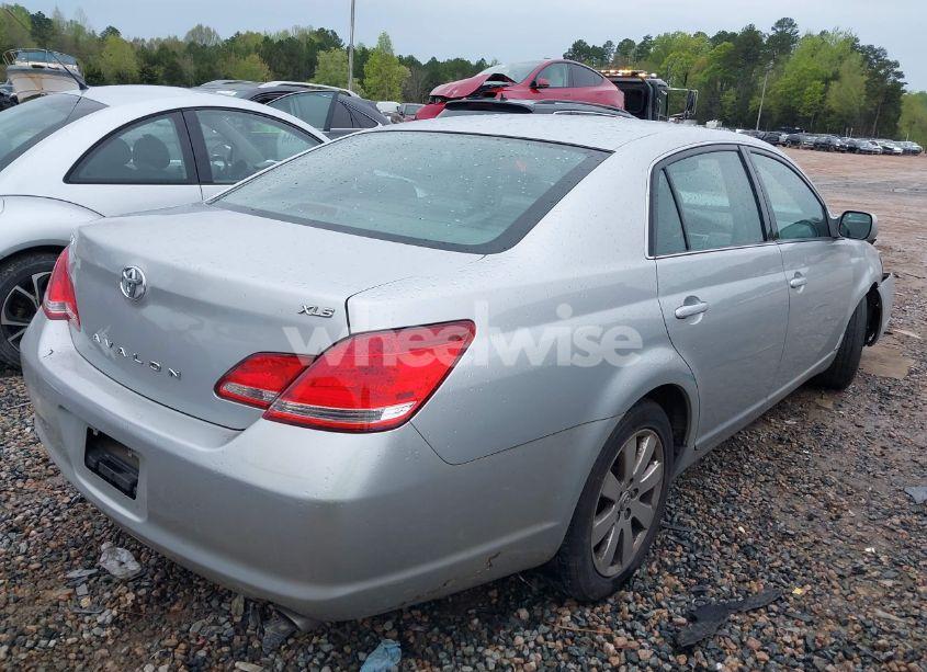 Photo 4 of 2006 Toyota Avalon XLS (VIN 4T1BK36B06U111738)