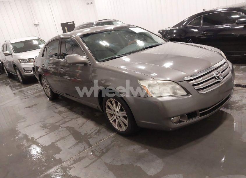 2006 Toyota Avalon LIMITED (VIN 4T1BK36B06U113442) main photo