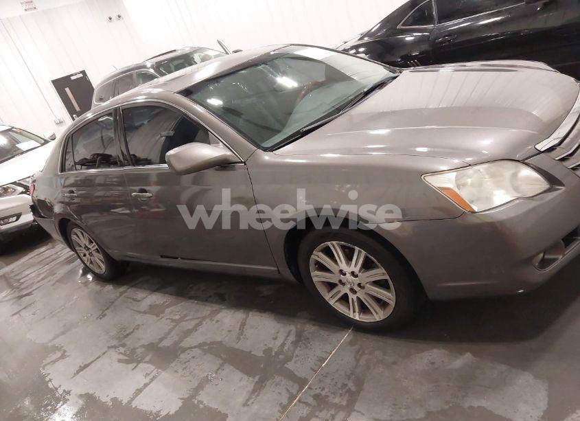 Photo 13 of 2006 Toyota Avalon LIMITED (VIN 4T1BK36B06U113442)