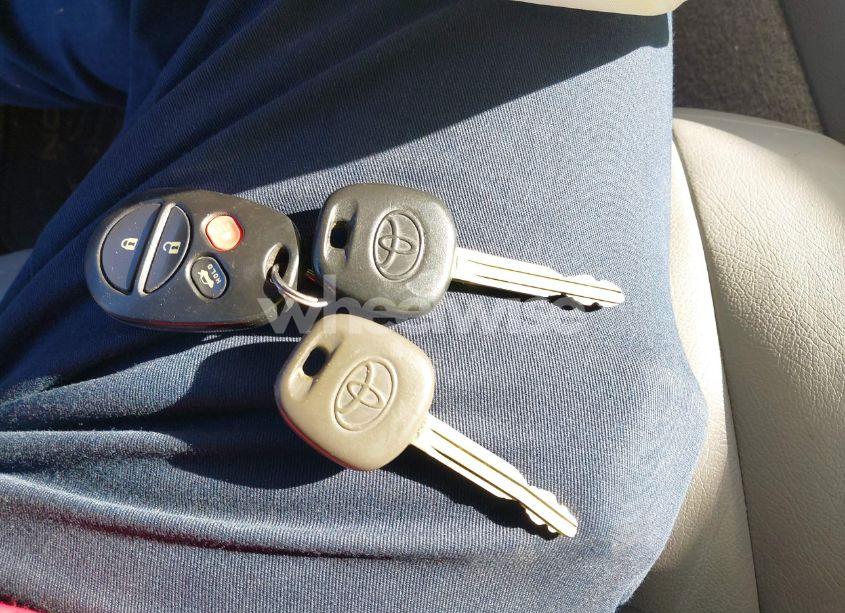 Photo 11 of 2006 Toyota Avalon XL (VIN 4T1BK36B06U121038)