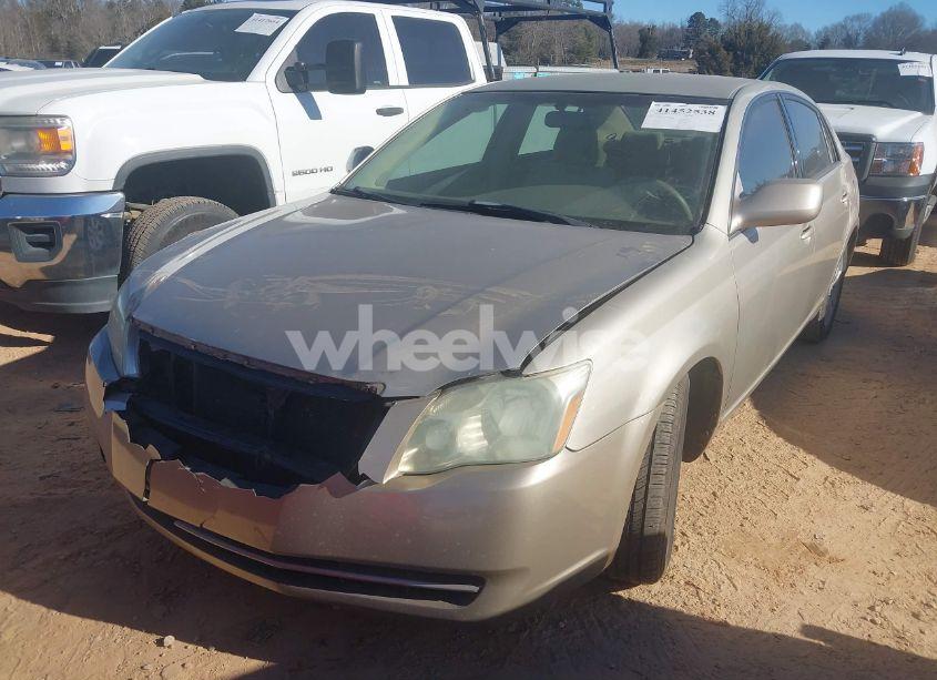 Photo 2 of 2006 Toyota Avalon XL (VIN 4T1BK36B06U164701)