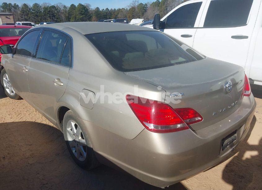 Photo 3 of 2006 Toyota Avalon XL (VIN 4T1BK36B06U164701)