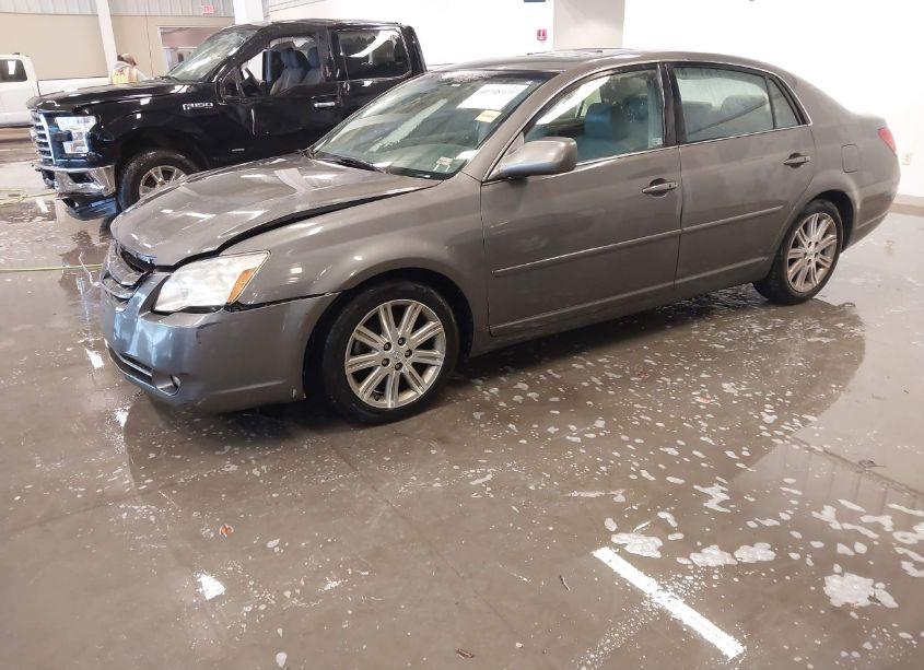 Photo 2 of 2007 Toyota Avalon LIMITED (VIN 4T1BK36B07U180592)