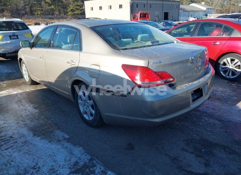 Photo 3 of 2007 Toyota Avalon XL (VIN 4T1BK36B07U225028)