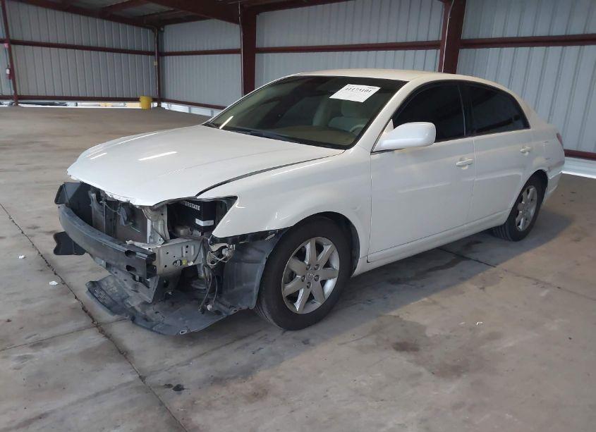 Photo 2 of 2008 Toyota Avalon XL (VIN 4T1BK36B08U290785)