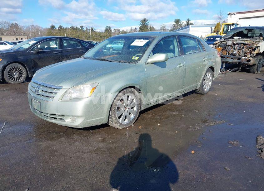Photo 2 of 2005 Toyota Avalon XLS (VIN 4T1BK36B15U047014)