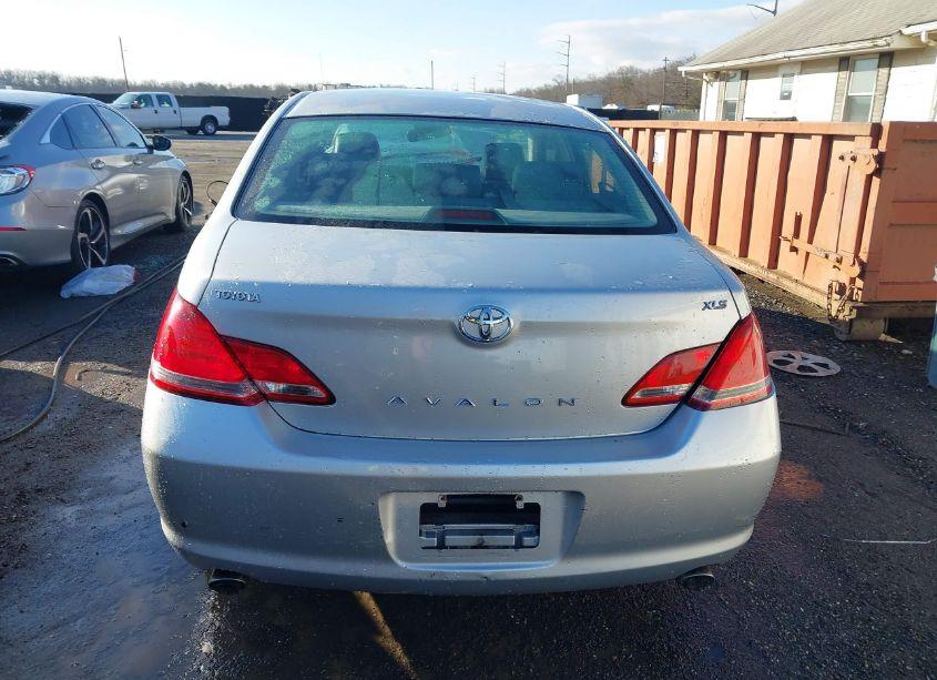 Photo 16 of 2006 Toyota Avalon XLS (VIN 4T1BK36B16U083836)