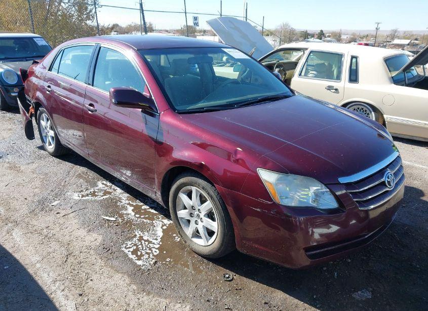 2006 Toyota Avalon XL (VIN 4T1BK36B16U123512) main photo
